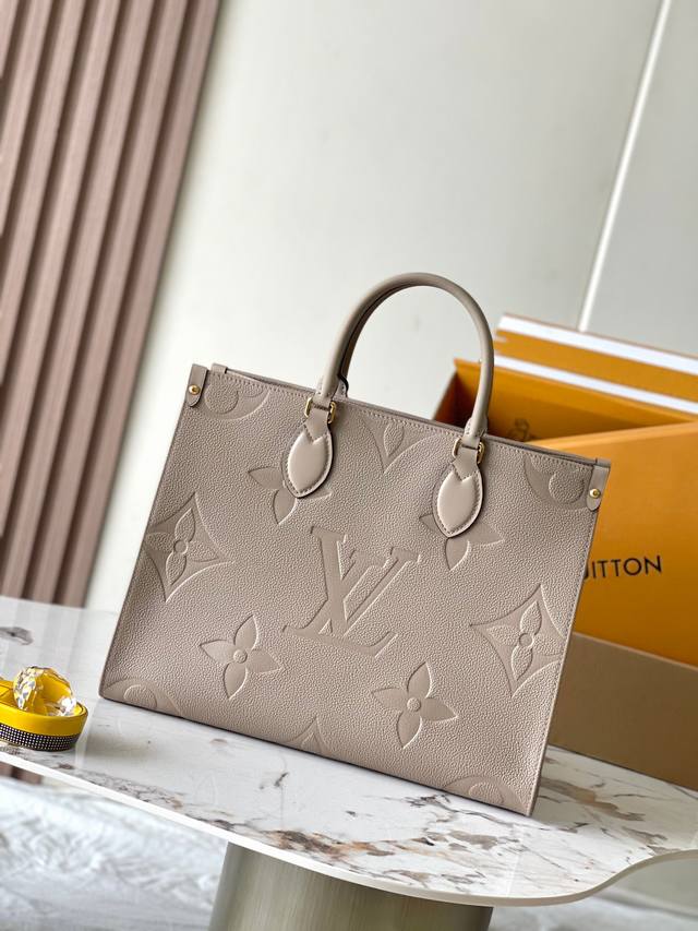 特级mb原厂皮 Onthego 中号手袋 型号：M45607大象灰 材料：A级全钢五金，进口原厂面料 包装：全套原厂免税mb包装 尺寸：35*27*14Cm