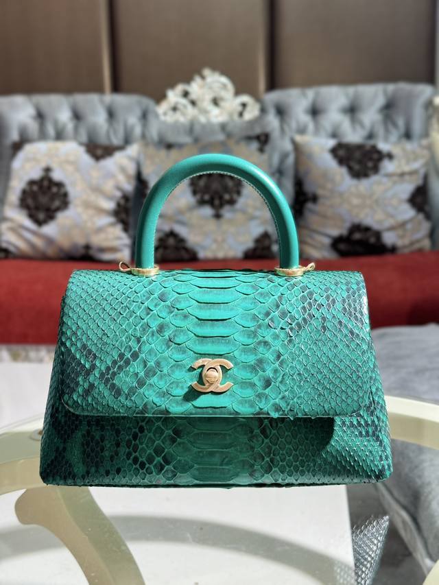 A-186经典款 25.5Cm蟒蛇皮手提口盖包单肩斜挎包 内配小羊皮，内里两层容量超级棒