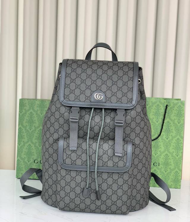 原厂皮 Ophidia系列大号gg背包,灰色和黑色gg搭配深灰色皮革滚边,银色调配件,棉麻里衬,以灰色和黑色匠心演绎的背包上,该图案以魅力之姿亮眼呈现,演绎品牌 原厂皮 Ophidia系列大号gg背包,灰色和黑色gg搭配深灰色皮革滚边,银色调配件,棉麻里衬,以灰色和黑色匠心演绎的背包上,该图案以魅力之姿亮眼呈现,演绎品牌