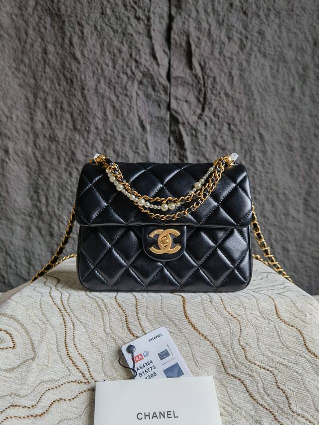 实拍 As4384 24P珍珠方胖子 选用26一尺的进口山羊皮 整套五金去到180一套 懂货的就知道 这个质量是什么质量了