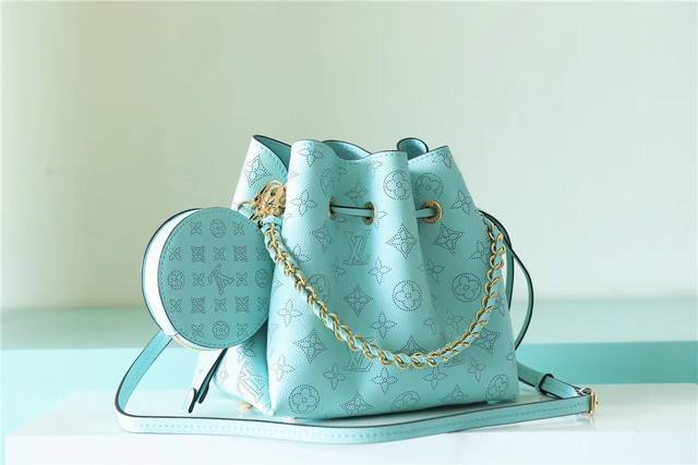 顶级原单 M22198薄荷绿 M21144浅蓝色m58480白 57070 M57201 M57060 Bella 手袋bella 水桶包采用 Monogram