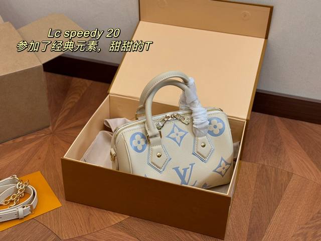 配折叠盒飞机盒 Size：21.15Cm Lv Speedy20 新款大象灰枕头包 搜索 Lv 枕头包