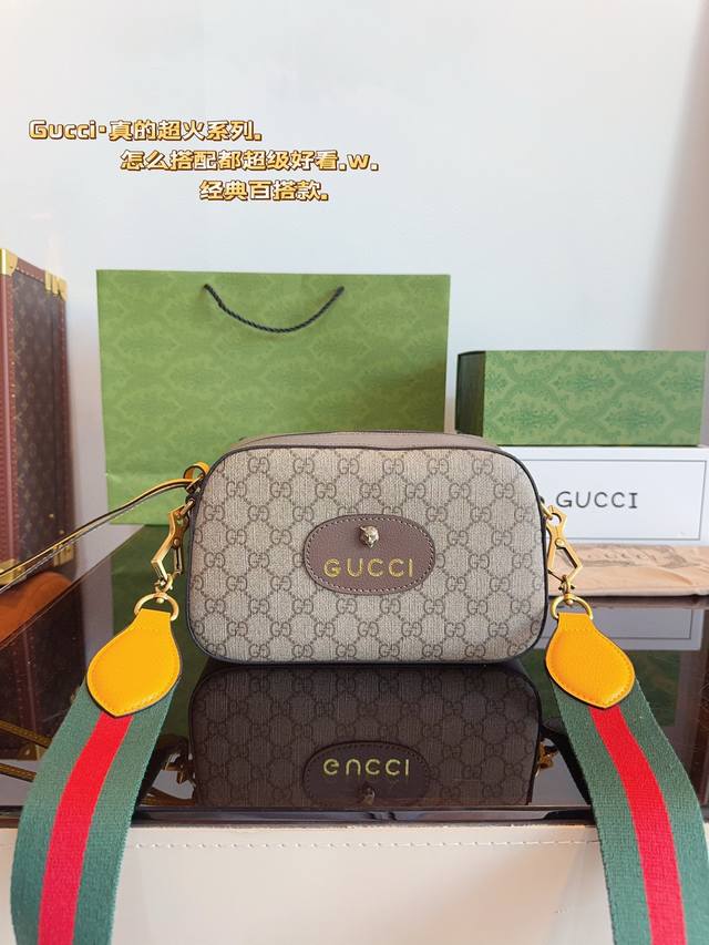 配礼盒 Gucci古奇 1955酷奇 相机包 新品 全新造型的，精致小巧真的的超级好看，配色也延续了ophidia系列非常高级，是这一季重点推荐的单品之一 尺寸