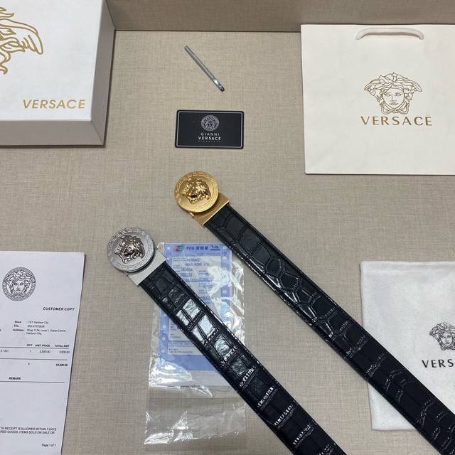 品牌：范思哲 等级：定制牛皮、新款开模。带宽3.8厘米.油边精致 电脑车线 实物拍摄无修饰 上身效果超好、配专柜全套包装.送礼自带首选 送打眼针 。 扣头：钢扣