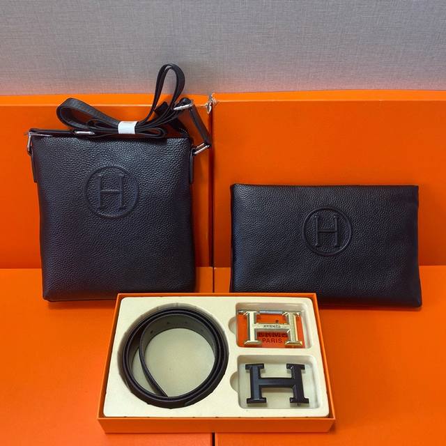 爱马仕hermès 头层皮质组合礼盒包装腰带俩款包包超级组合 公文包包是很实用的选择。手提包日常是非常适合的。 双扣皮带:头层皮质带身搭配3.8Cm广州原版扣头 爱马仕hermès 头层皮质组合礼盒包装腰带俩款包包超级组合 公文包包是很实用的选择。手提包日常是非常适合的。 双扣皮带:头层皮质带身搭配3.8Cm广州原版扣头