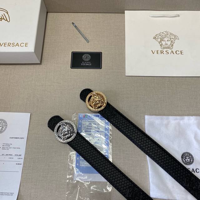 品牌：范思哲 等级：定牛制皮、新开款模。带宽3.8厘米.油精边致 电脑车线 实物摄拍无修饰 上身效果超好、配专柜套全包装.送礼自首带选 送眼打针 。 扣头：广州