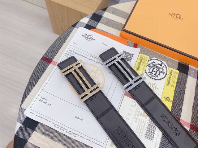 爱马仕爱马仕是世界奢侈品 品牌 创建于法国巴黎带身采用纯皮制作 . 更显尊贵 带身宽度:3.8厘米奢侈 保守 尊贵 贵族式风格由整体到细节 有法国人的浪漫气息皮