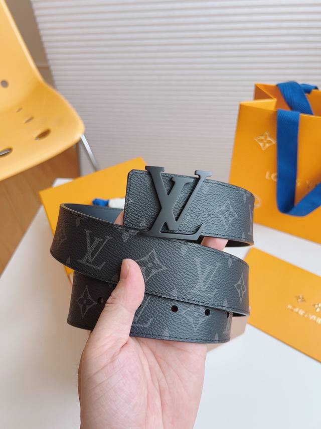 同步 Lv路易男士 宽度4.0 Cm 简单大方 双面使用 佩戴效果非常不错 送礼自用最佳推荐 同步 Lv路易男士 宽度4.0 Cm 简单大方 双面使用 佩戴效果非常不错 送礼自用最佳推荐