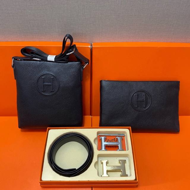 爱马仕hermès 头层皮质组合礼盒包装腰带俩款包包超级组合 公文包包是很实用的选择。手提包日常是非常适合的。 双扣皮带：头层皮质带身搭配3.8Cm广州原版扣头