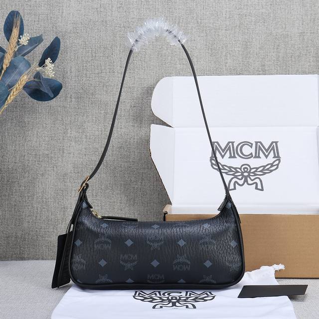 正品级 全新升级，原单质感，腋下法棍包.可腋下-可斜挎！尺寸26.5×13.5×6.5Cm