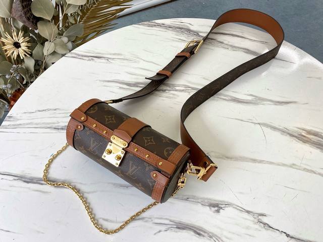 钢五金 顶级原单 M57835 老花 中古复古vintage圆筒包 订制老花面料搭配全钢金属链条,复古青铜五金。肩带和链条可拆卸做手包。宽肩带调节长短,多种背法 钢五金 顶级原单 M57835 老花 中古复古vintage圆筒包 订制老花面料搭配全钢金属链条,复古青铜五金。肩带和链条可拆卸做手包。宽肩带调节长短,多种背法