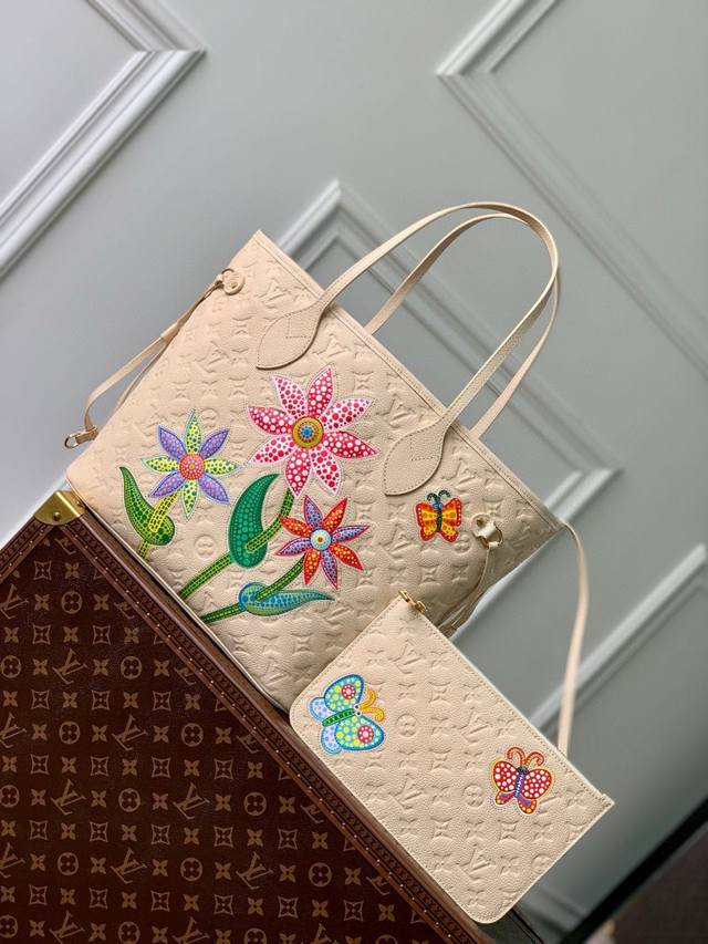 头层皮 顶级原单m21733白色花朵 当季新款neverfull 中号手袋本款 Neverfull 原单 M21733全皮压花花朵波点圆点涂鸦草间弥生丝印刺绣购 - 点击图像关闭