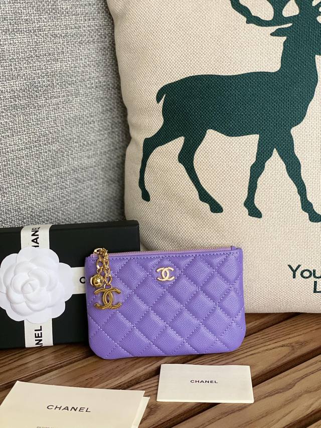 原单 Chanel。 吊坠零钱包款号a50168顶级皮料五金，菱格纹路.原单品质！细节美到淋漓尽致全套包装！尺寸14-10-1Cn 图片色