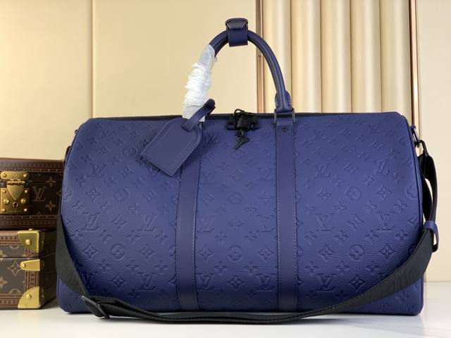 顶级原单 Keepall Bandoulière 50 旅行袋m11495 深蓝色 压花 本款 Keepall Bandoulière 50 手袋为 Monog