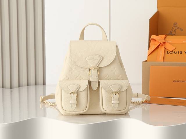 变码芯片版顶级原单!加强版m 72黑色 M47106奶白 M 74粉色 顶级原单本款 Backu 双肩包取材 Monogram Empreinte 牛皮革,低调 变码芯片版顶级原单!加强版m 72黑色 M47106奶白 M 74粉色 顶级原单本款 Backu 双肩包取材 Monogram Empreinte 牛皮革,低调