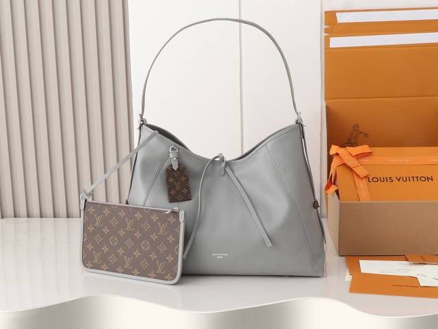 变码芯片版顶级原单、加强版carryall Dark 中号手袋采用柔滑羊皮革演绎 2024 秋冬系列的色彩美学，以皮革系结和可拆卸 Monogram 名牌彰显考