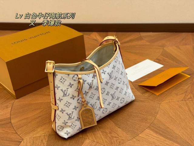 配盒 升级版 Size：33*23Cm 小 发货实拍感受一下吧 Lv 最强者carryall， 可爱休闲都ok哈 Carryall是真的强！ 内附一只收纳零钱包