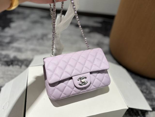 Cf 鱼子酱大mini 全套折叠盒密封包装 香奈儿 Chanel 菱格方胖子 夏季爆款 经典方胖子链条包手感超级好 原版五金 超级大牌 以华丽高贵的外形成为当下