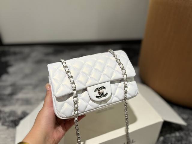 Cf 大mini 全套折叠盒密封包装 香奈儿 Chanel 菱格方胖子 夏季爆款 经典方胖子链条包手感超级好 原版五金 超级大牌 以华丽高贵的外形成为当下最炙手