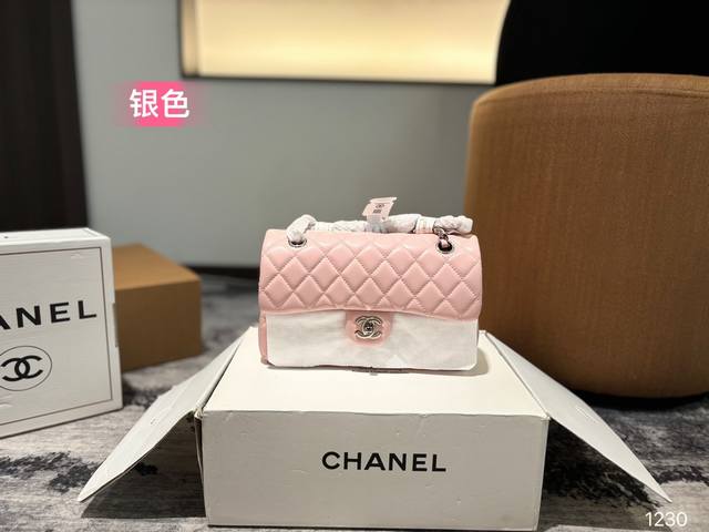 配全套包装 Size：23*15Cm 小香家 Cf我们一直很用心在做 秒杀其他市面上的货 小球纹牛皮！ 很舒服的一种！ 不管您是谁 稳稳hold住哦