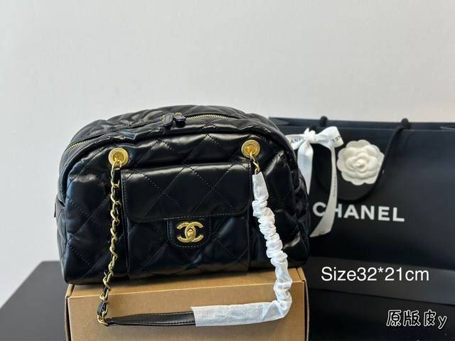 牛皮 Chanel新品 牛皮质地 时装 休闲 不挑衣服 尺寸32*21Cm