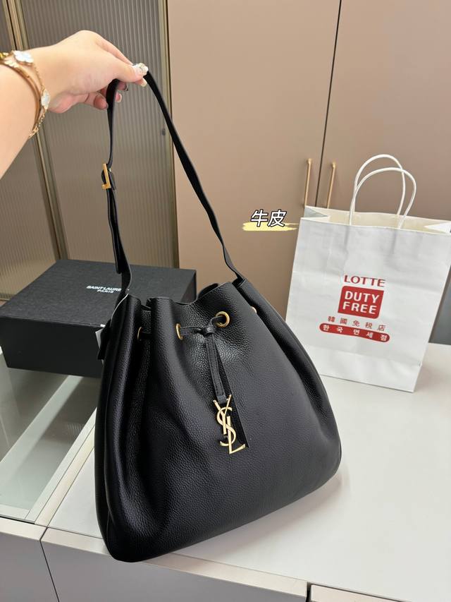 圣罗兰yslhobo水桶包 牛皮 抽绳腋下包 又甜又酷 一整个爱住 百搭时尚 颜值超高 A-03尺寸31.5.31折叠盒