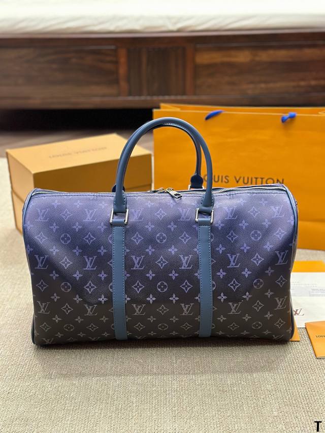 Lv Keepall Bandouliere 45旅行袋 超酷中lv Keepall老花旅行袋 Lvkeepall 出差旅行最常用的一只包 这是超酷的一只包 可