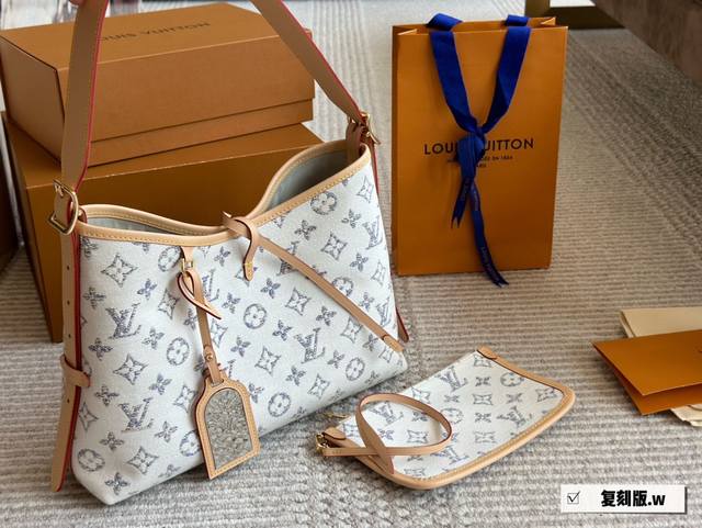 配盒 复刻版 Size：30 26Cm L家 Carryall 小号 超喜欢这个size！ 航海印花carryall ~精美到心尖儿啦~ 清新的海洋风情啦 搜索