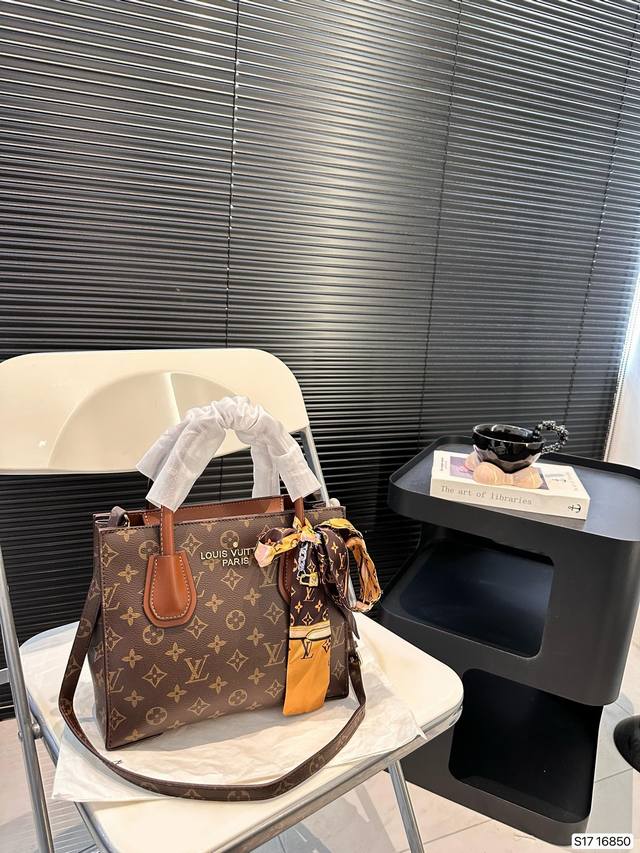 Lv水桶包 是熱腾腾新款 又酷又甜的水桶包 出門随手一拎就很好看 尺寸25 21 货号改版16850