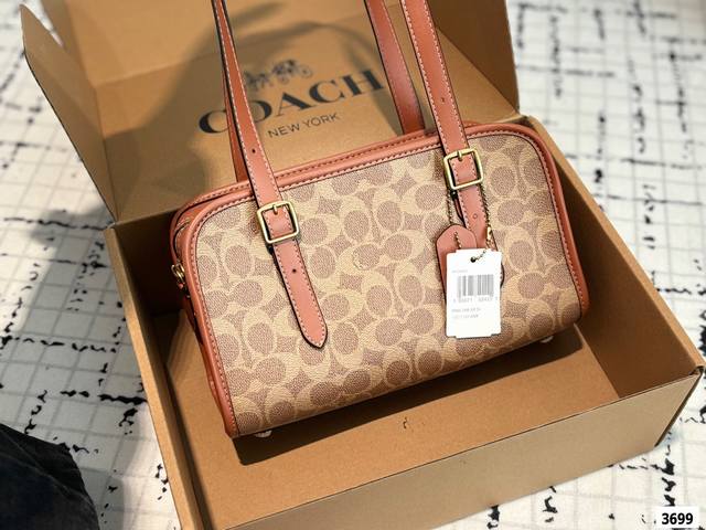 配盒尺寸25.15 蔻驰 Coach Swing Zi 腋下包 百搭经典 精致的一只 真的超级无敌巨可爱 仙气满满 小姐姐日常必入款 配盒尺寸25.15 蔻驰 Coach Swing Zi 腋下包 百搭经典 精致的一只 真的超级无敌巨可爱 仙气满满 小姐姐日常必入款