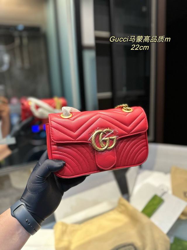 折叠飞机礼盒 Gucci L Gg Marmont 系列 升级版本牛皮 Gucci 宠儿精选 Gg Marmont 系列手袋刚刚上架一组 新包型,迷你腰包采用v 折叠飞机礼盒 Gucci L Gg Marmont 系列 升级版本牛皮 Gucci 宠儿精选 Gg Marmont 系列手袋刚刚上架一组 新包型,迷你腰包采用v