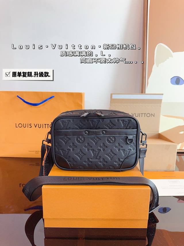 配礼盒 男生必入超经典lvoutdoor系列手机包测评 又是一期louis Vuitton男包推荐真的很精彩 很多男包除了男生喜欢 今天推荐的这只outdoor