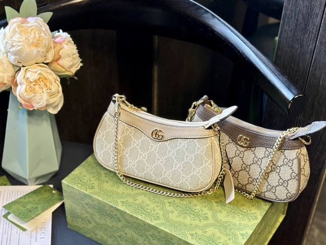 原厂皮 折叠礼盒 官网飞机箱 Gucci Ophidia 新款迷你麻将包 发财包 小废包 太美了太美了太美了！看起来小小一只其实超能装！放两只iphone都绰绰