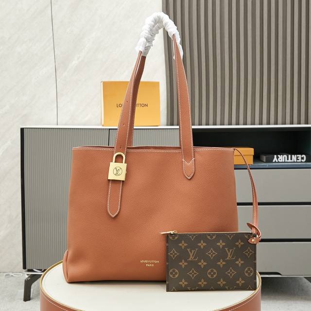 独家实拍 M25341 黑色 M25342 棕色 M25343栋石绿 2024最新秋冬新款，Low Key Cabas Ys中号手袋以柔软粒面牛皮革包裹绒面皮革