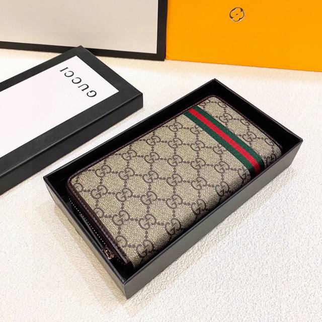 颜色 黑尺寸 21X11古奇新款单拉链手包原版牛皮配pvc，一流手感媲美专柜正品，看细节多卡位大容量，现货供应