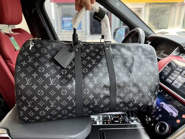 55厘米 高端货 新款 “ Louis Vuitton ”Lv旅行袋 路易威登旅行包 M40605 Keepall 55 黑花配肩带 帆布拼牛皮饰边 手提单肩斜