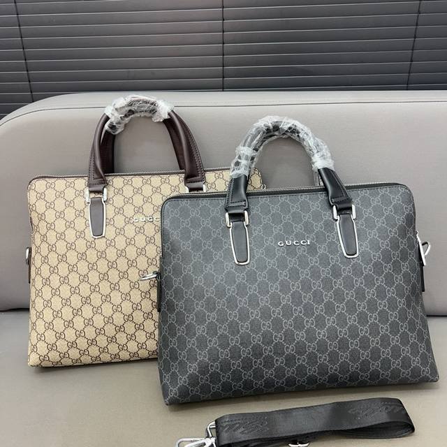 Louisvuitton 路易威登 双拉链男士公文包 电脑包 斜挎手提包 采用精湛镶嵌细工，经典百搭 实物拍摄 原厂原版面料 高端品质 配送防尘袋 38 X 2