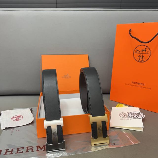 Hermès 爱马仕 牛皮钢扣印花扣眼腰带 男士经典款皮带 两色可选 时装搭配必备款 优质扣头 采用原厂牛皮带身 高品质全套包装 礼盒 礼袋 小票 Hermès 爱马仕 牛皮钢扣印花扣眼腰带 男士经典款皮带 两色可选 时装搭配必备款 优质扣头 采用原厂牛皮带身 高品质全套包装 礼盒 礼袋 小票