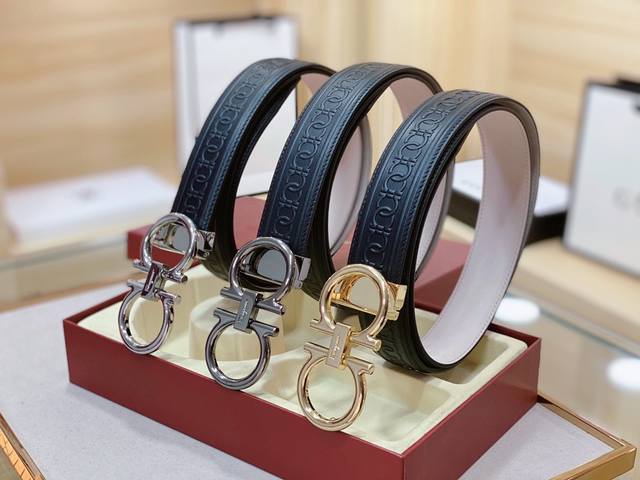 菲拉格慕时装周新款# Ferragamo Italy在售正品 此款采用進口皮制作 專櫃原單品質 搭配原版gancio五金 3.5Cm规格 可调式皮带 看图下单 菲拉格慕时装周新款# Ferragamo Italy在售正品 此款采用進口皮制作 專櫃原單品質 搭配原版gancio五金 3.5Cm规格 可调式皮带 看图下单