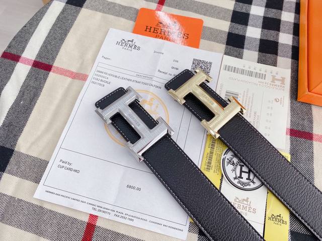 爱马仕爱马仕是世界奢侈品 品牌 创建于法国巴黎带身采用纯皮制作 . 更显尊贵 带身宽度:3.8厘米奢侈 保守 尊贵 贵族式风格由整体到细节 有法国人的浪漫气息