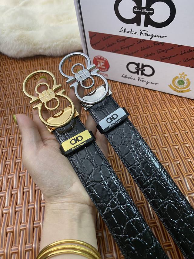 品名：菲拉格幕 原单皮带 材质：原单牛皮腰带 百分百头层牛皮腰带保证真皮，24K纯钢扣，专柜原单品质、做工精细，时尚大牌，送人自用首选 包装： 请认准如图专柜包