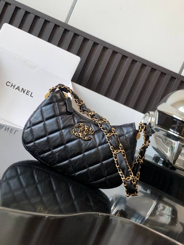 Chanel23K Hobo腋下包 褶皱小牛皮皮穿链肩带 尺寸：20X13X5Cm 款号：3647 小