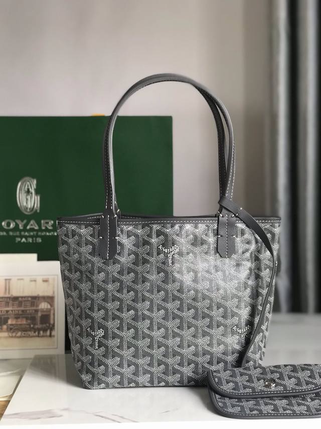 正品级 Goyard 戈雅 经多次研究与改良，不断提升面料与皮质，全方位独家定制只为不断达到客户的高品质要求 底布采用与zp一致的定制高品雨露麻，再涂上光面的树