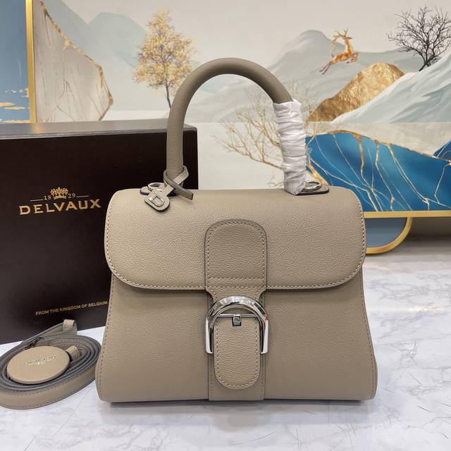 顶级原单，New Pm Togo皮奶灰 比利时德尔沃 Delvaux Brillant 经典新力作包袋！精选rodéo Calf粒纹小牛皮进行点缀，打造的bri