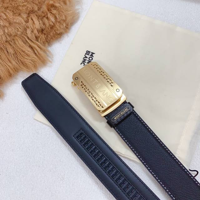 同步代购专供精品，万宝龙自动版型系列！ 高端精工细作，纯钢自动扣，新款皮纹意大利进口皮料精选。真空电镀五金扣件，无瑕疵打磨，厚实皮料质感超赞，手感柔软绝非普通牛