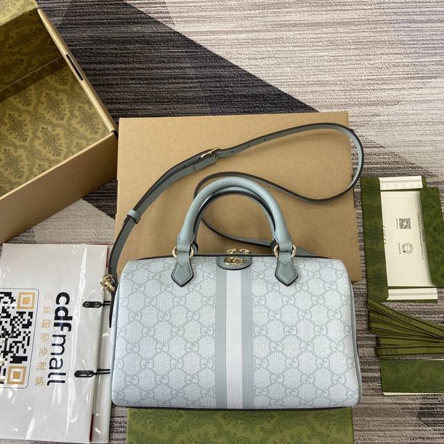 配全套包装 作为品牌经典之作,Gg Supreme帆布已然成为gucci设计世界的标志性面料。该面料在品牌新推系列频频亮相,并透过gucci美学视角得到焕新演绎 配全套包装 作为品牌经典之作,Gg Supreme帆布已然成为gucci设计世界的标志性面料。该面料在品牌新推系列频频亮相,并透过gucci美学视角得到焕新演绎