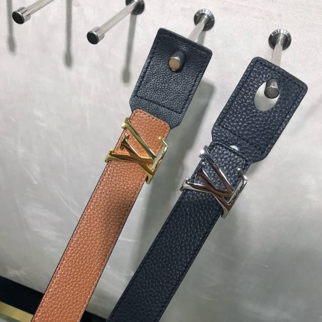 Lvmade In Spain 原单货louis Vuitton 皮带系列、海外原单货、3.0Cm精品钢扣与正品零距离接触品质、给你不一样的视觉效果专柜盒子 Lvmade In Spain 原单货louis Vuitton 皮带系列、海外原单货、3.0Cm精品钢扣与正品零距离接触品质、给你不一样的视觉效果专柜盒子