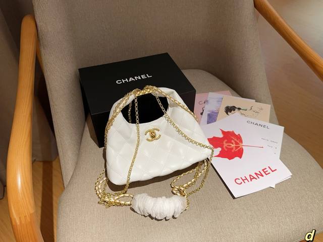 香奈儿chanel 24A Hobo流苏链条包 尺寸23×12×8 礼盒包装 香奈儿chanel 24A Hobo流苏链条包 尺寸23×12×8 礼盒包装