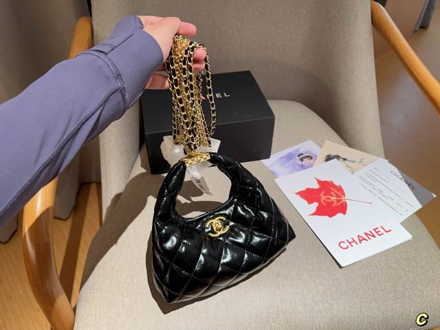 香奈儿chanel 24A Hobo流苏链条包 尺寸23×12×8 礼盒包装