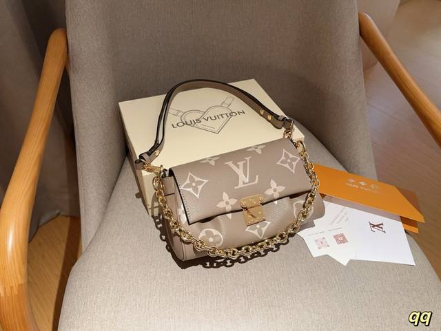 Lv路易威登 Favourite压纹压花云朵包hobo腋下包 链条包 尺寸24×14×9 礼盒包装